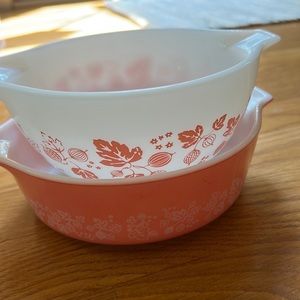 Pyrex Pink Gooseberry Bowls set of two